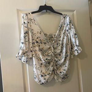 Abercrombie & Fitch Cinched Front Puff Sleeve Top